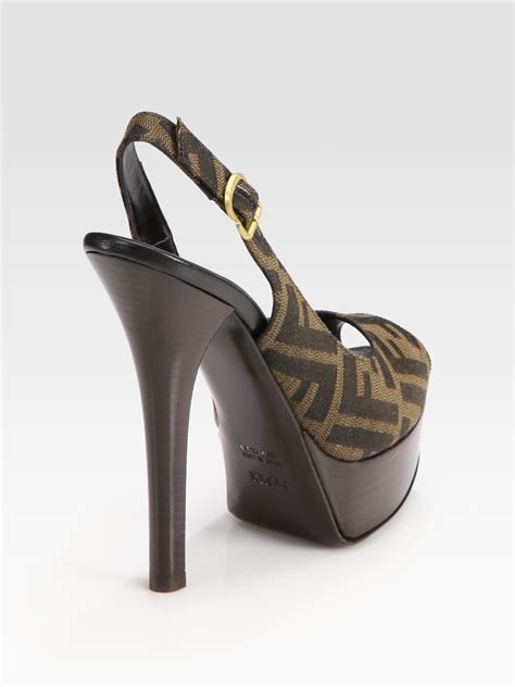 Fendi Pump shoes for Women 